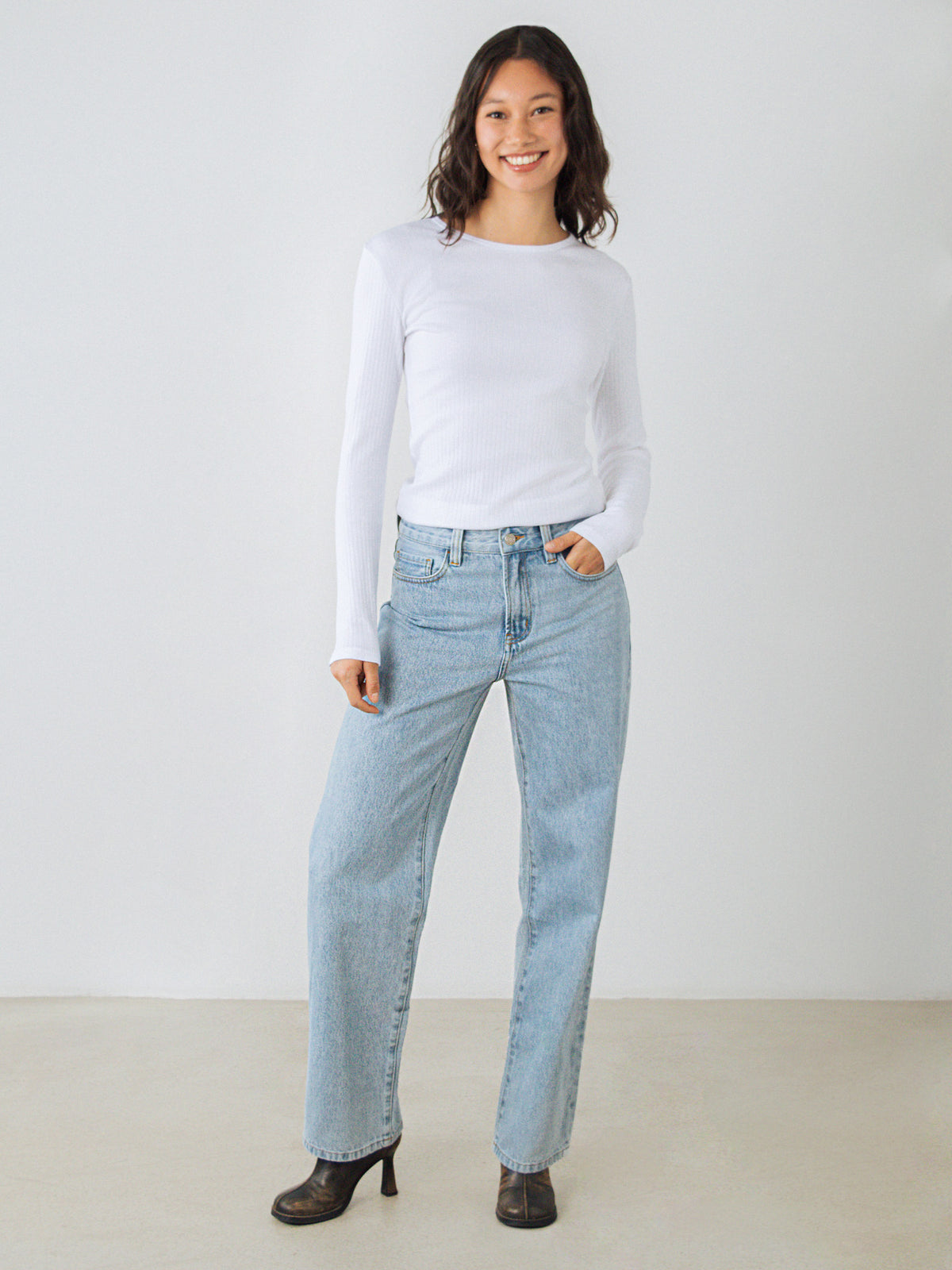 Straight Jeans
